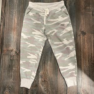 American Eagle Joggers.